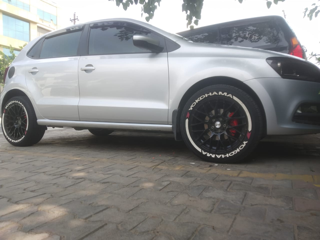 YOKOHAMA & STRIP TYRE 3D STICKERS - Image 17
